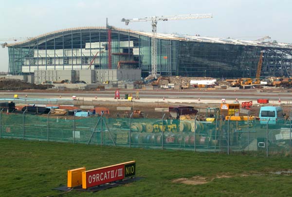 The new terminal at Heathrow under coinstruction
